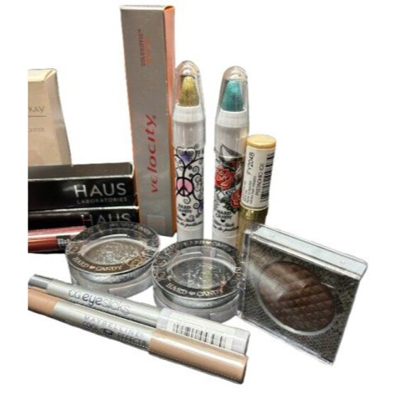 Wholesale Lot of Name Brand Makeup 25 Piece Mary Kay Hard Candy CIRCA Almay - Picture 4 of 7